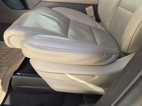 Used 2022 Lincoln Aviator Grand Touring w/ Equipment Group 301A image 26