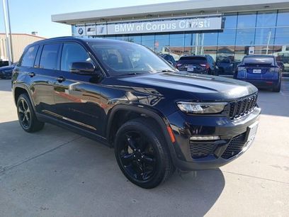 Used 2023 Jeep Grand Cherokee Limited w/ Luxury Tech Group II