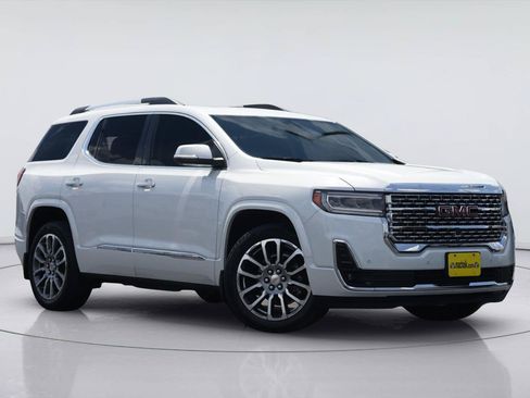 Used 2023 GMC Acadia Denali w/ Denali Ultimate Package AWD/4WD image 2