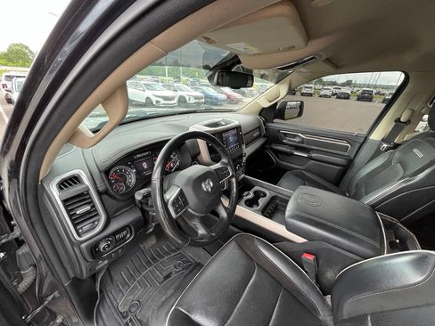 Used 2020 RAM 1500 Laramie AWD/4WD image 9