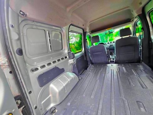Used 2013 Ford Transit Connect XLT image 18
