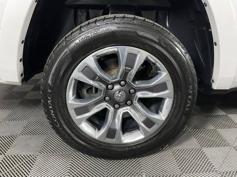 Used 2019 RAM 1500 Limited image 10