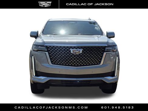 Used 2023 Cadillac Escalade Premium Luxury w/ Performance Package AWD/4WD image 2