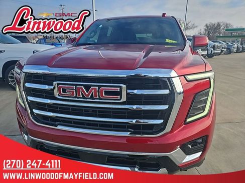 New 2026 GMC Yukon Elevation AWD/4WD image 3