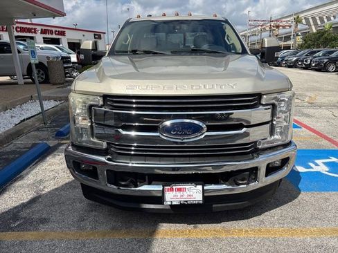 Used 2017 Ford F350 Lariat w/ Lariat Ultimate Package AWD/4WD image 2