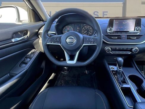 Used 2022 Nissan Altima 2.5 S image 10