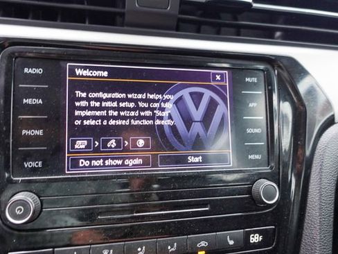 Used 2021 Volkswagen Passat 2.0T SE image 17