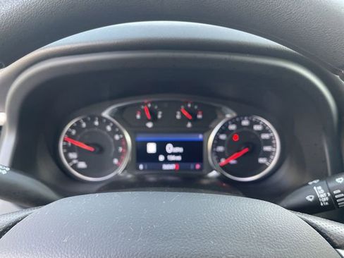 Used 2023 GMC Acadia SLE w/ Driver Convenience Package image 18