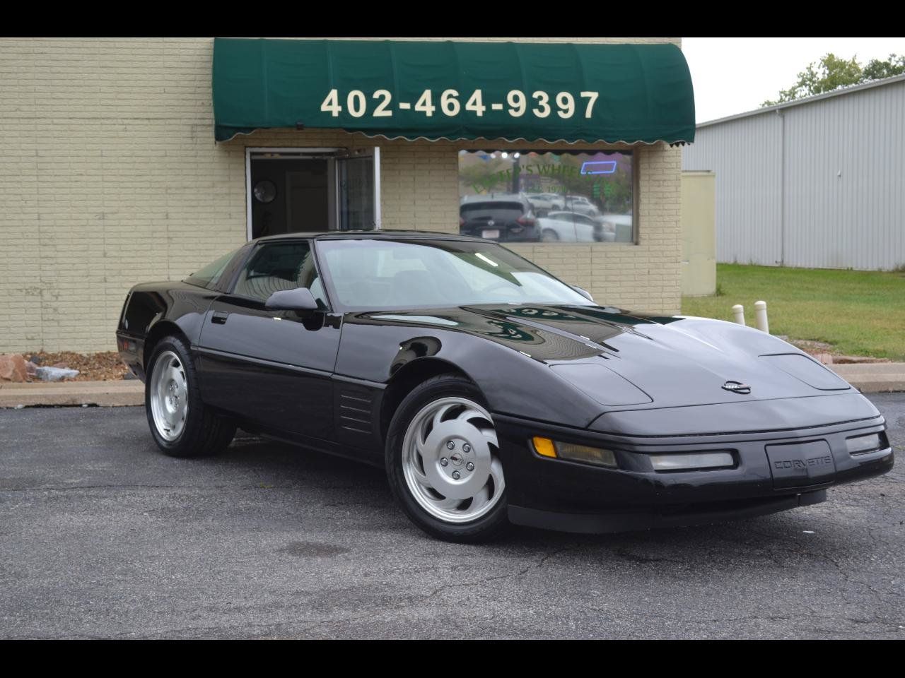 Used 1994 Chevrolet Corvette Coupe RWD image 1