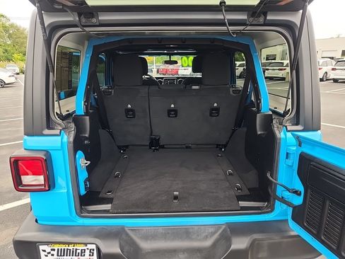 Used 2021 Jeep Wrangler Unlimited Sport AWD/4WD image 30