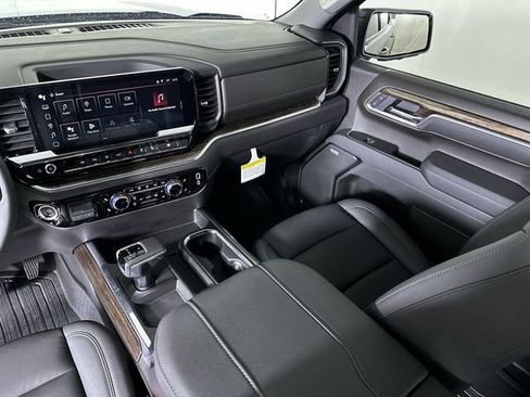 New 2026 GMC Sierra 1500 Elevation w/ Elevation Premium Package AWD/4WD image 36