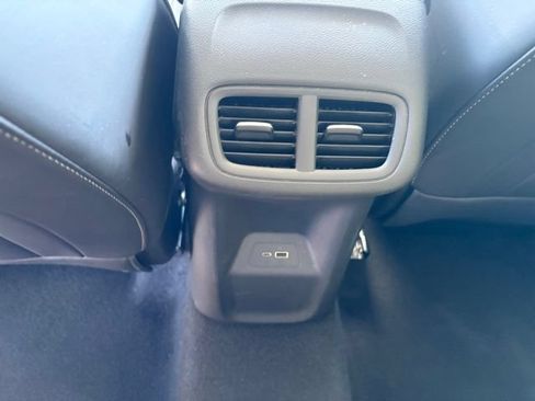 Used 2024 Buick Envision Preferred AWD/4WD image 12