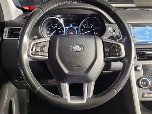 Used 2017 Land Rover Discovery Sport SE image 22