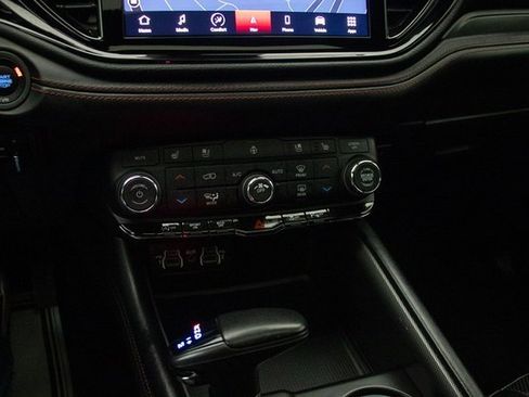 Used 2023 Dodge Durango GT image 36