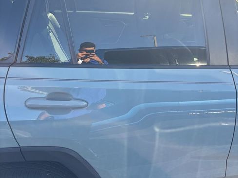 Used 2023 Toyota RAV4 XLE Premium image 12