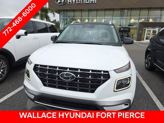 Used 2024 Hyundai Venue Limited FWD image 1