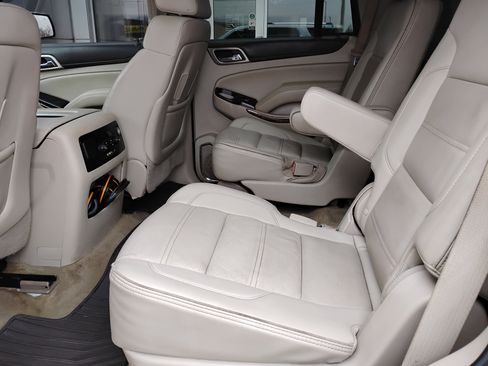 Used 2016 GMC Yukon Denali w/ Open Road Package AWD/4WD image 16