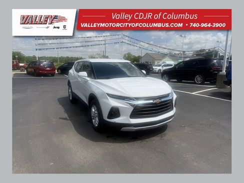 Used 2021 Chevrolet Blazer LT w/ LPO, Cargo Package FWD image 1