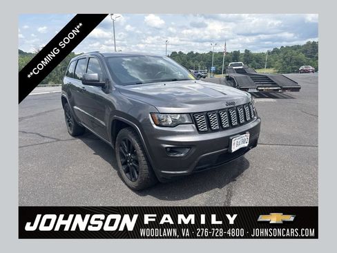 Used 2019 Jeep Grand Cherokee Altitude AWD/4WD image 1