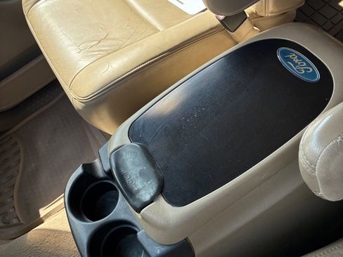 Used 2005 Ford F350 4x4 Crew Cab DRW Super Duty image 24