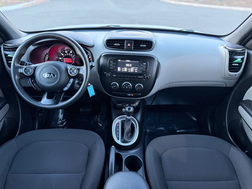 Used 2018 Kia Soul FWD image 16