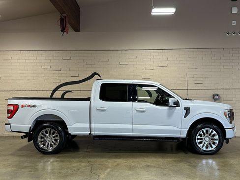 Used 2022 Ford F150 Lariat w/ Equipment Group 502A High AWD/4WD image 3