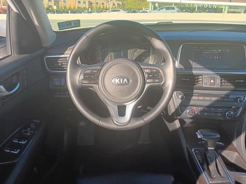 Used 2018 Kia Optima EX w/ Premium Package FWD image 18