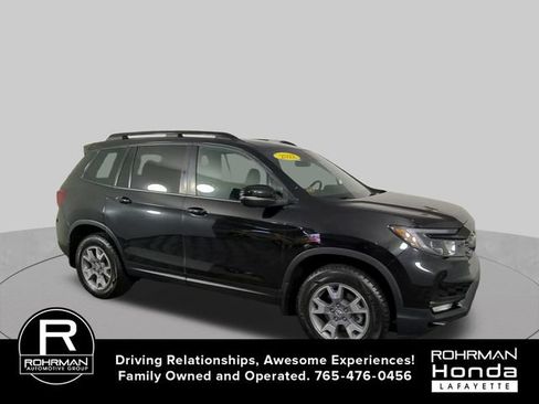 Used 2022 Honda Passport TrailSport image 2