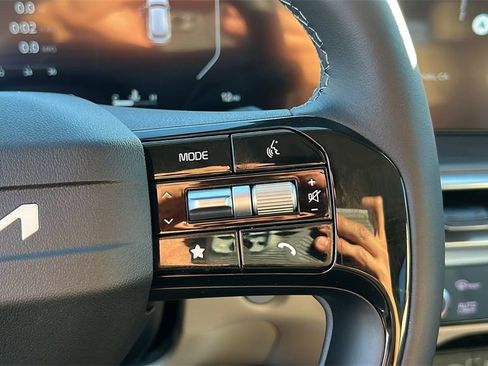 New 2026 Kia Sorento SX image 17