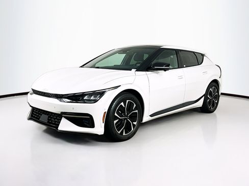 Used 2023 Kia EV6 GT-Line image 3