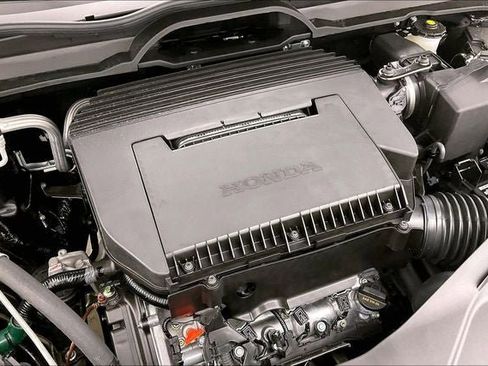 New 2026 Honda Pilot Touring image 14