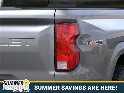 New 2026 Chevrolet Colorado W/T w/ WT Custom Package AWD/4WD image 11