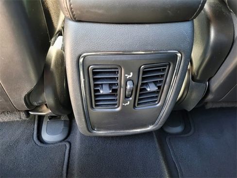 Certified 2021 Jeep Grand Cherokee Laredo image 16