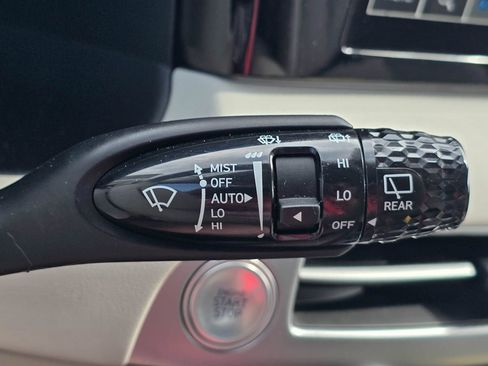 Used 2024 Hyundai Palisade Limited FWD image 22