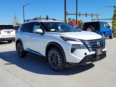 New 2026 Nissan Rogue Platinum w/ Platinum Premium Package image 4