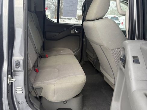 Used 2019 Nissan Frontier SV w/ Value Truck Package image 12