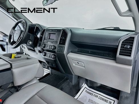 Used 2022 Ford F250 XL w/ Power Equipment Group AWD/4WD image 31