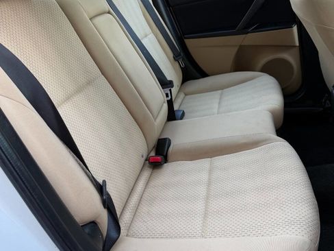 Used 2011 MAZDA MAZDA3 i Touring image 16