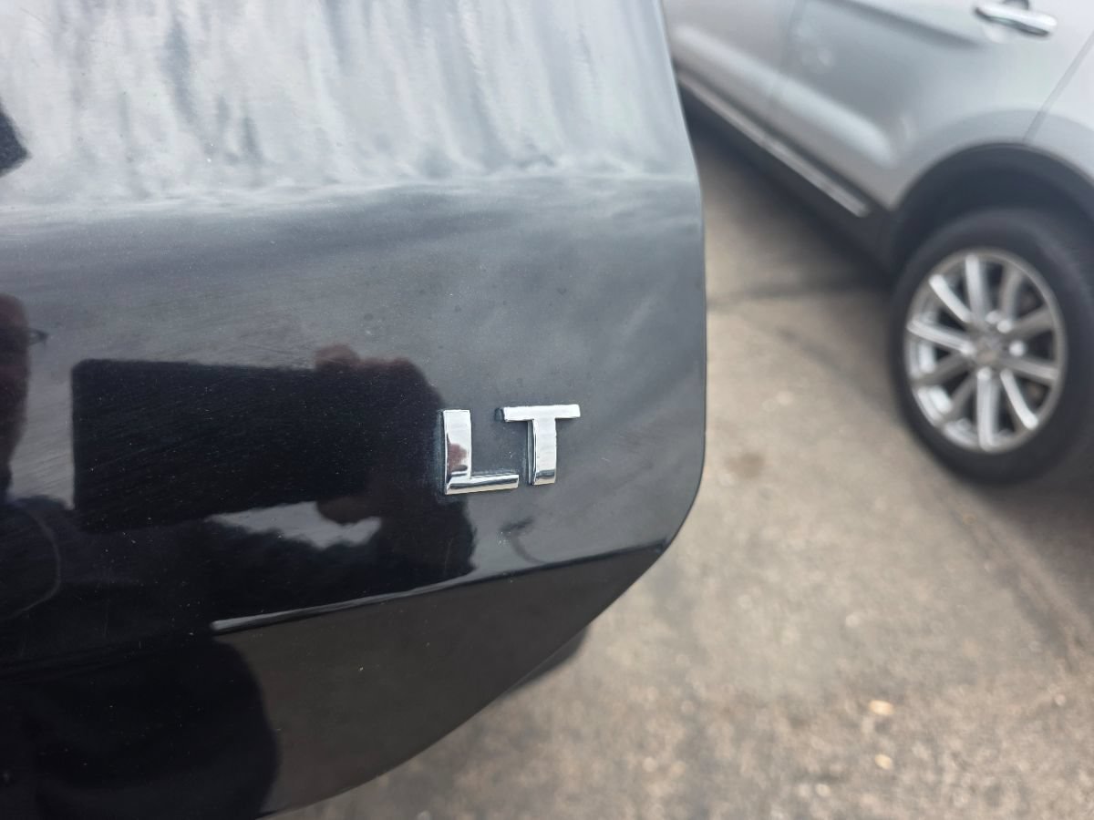 Used 2018 Chevrolet Equinox LT FWD image 31