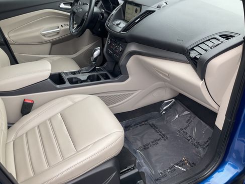 Used 2019 Ford Escape SEL AWD/4WD image 23