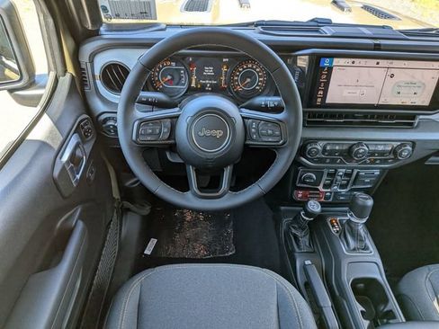 New 2026 Jeep Gladiator Sport AWD/4WD image 13