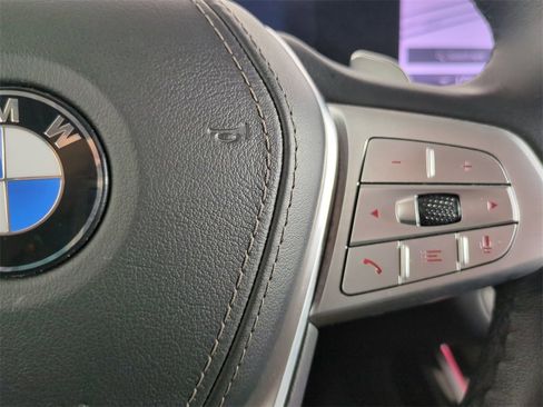 Used 2025 BMW X7 xDrive40i image 34