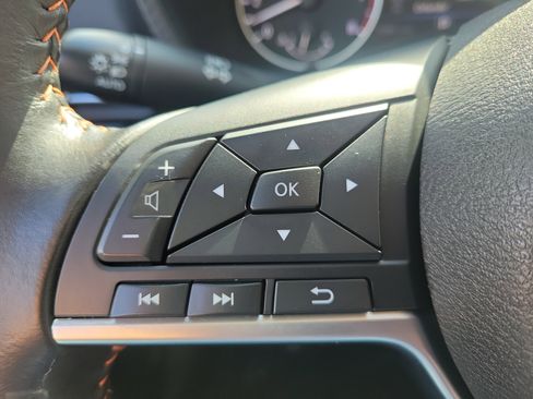 Certified 2024 Nissan Sentra SR FWD image 22