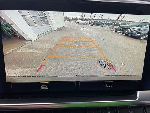 Used 2023 Chevrolet Silverado 1500 LT image 6