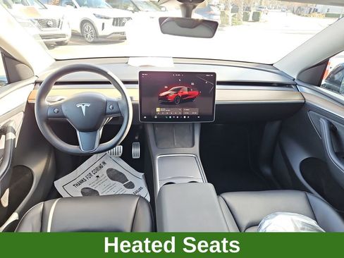 Used 2022 Tesla Model Y Performance image 4