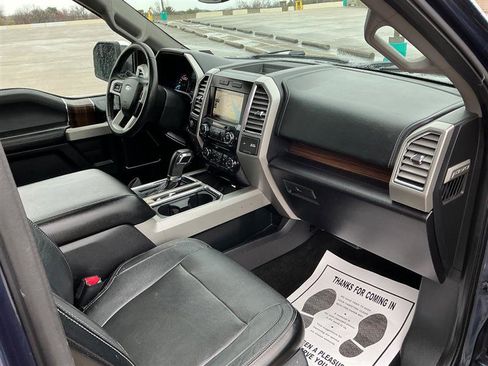 Used 2015 Ford F150 Lariat image 37