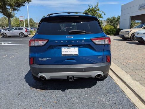 Used 2022 Ford Escape Titanium w/ Class II Trailer Tow Package FWD image 5