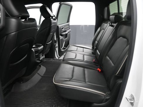Used 2023 RAM 1500 Laramie AWD/4WD image 15