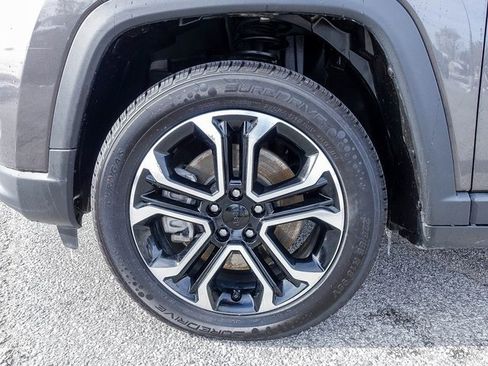 Used 2023 Jeep Compass Limited image 16