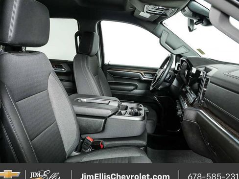 Certified 2025 Chevrolet Silverado 1500 LT AWD/4WD image 19